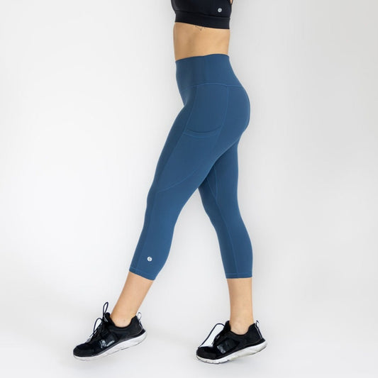 21" Guardian Evolve Capri Leggings - Navy Bloom (Final Sale)